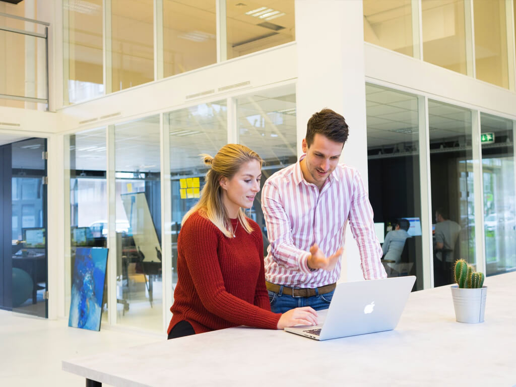 Benefits of Hiring Someone for Online Classes